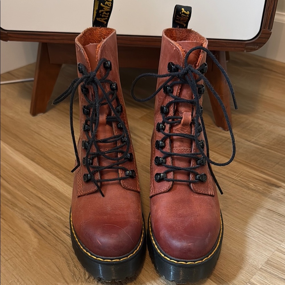 Dr. Martens Leona Boots Brick size US 7/EU 38